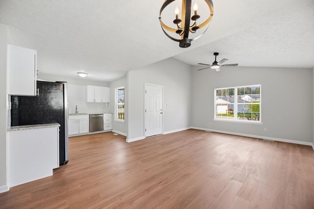 261 Donalynn Drive, Frankfort, KY 40601