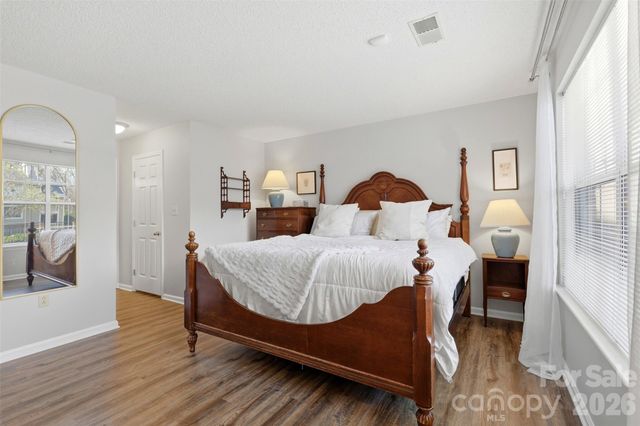 5007 Sharon Road P, Charlotte, NC 28210