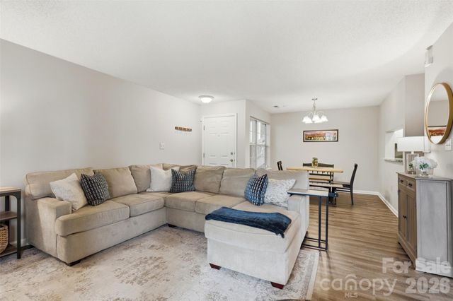 5007 Sharon Road P, Charlotte, NC 28210