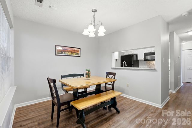 5007 Sharon Road P, Charlotte, NC 28210