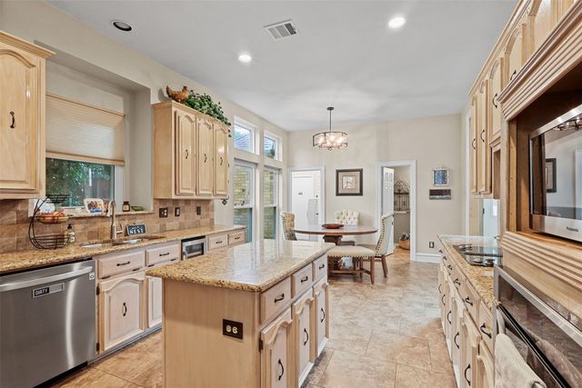 3408 Sandy Trail Lane, Plano, TX 75023