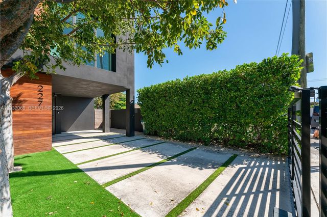 227 NW 39th Street, Miami, FL 33127