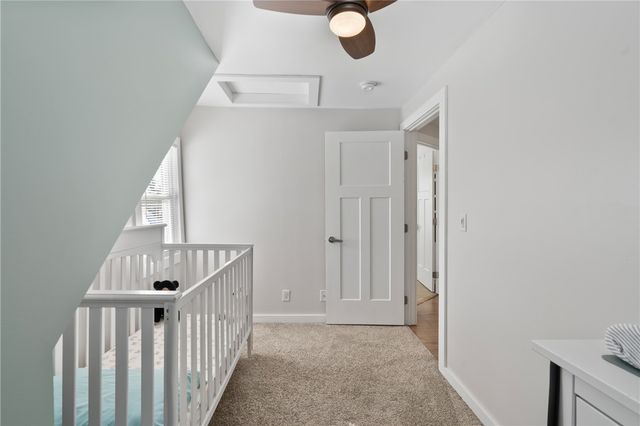 104 E School St, Mars Boro, PA 16046