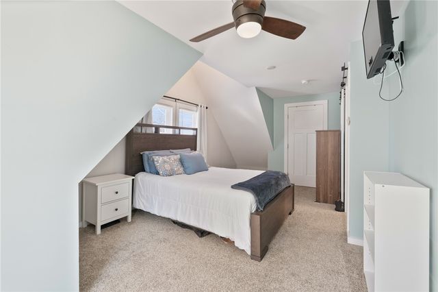 104 E School St, Mars Boro, PA 16046