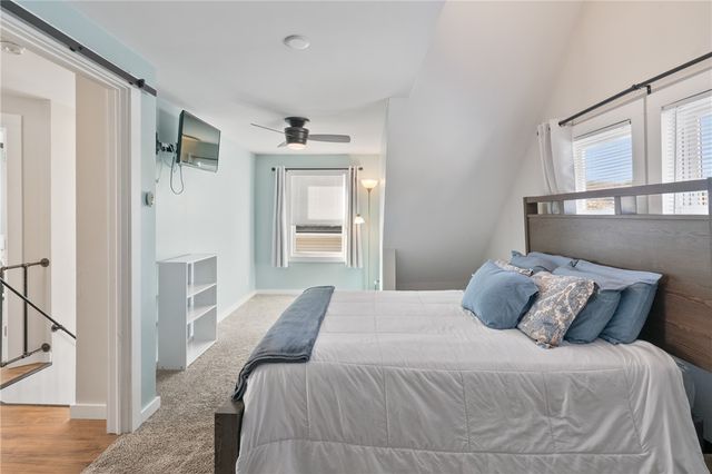 104 E School St, Mars Boro, PA 16046