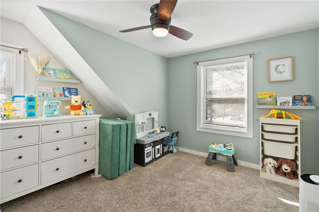 104 E School St, Mars Boro, PA 16046