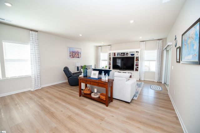 2019 Sousa Court, Spartanburg, SC 29307