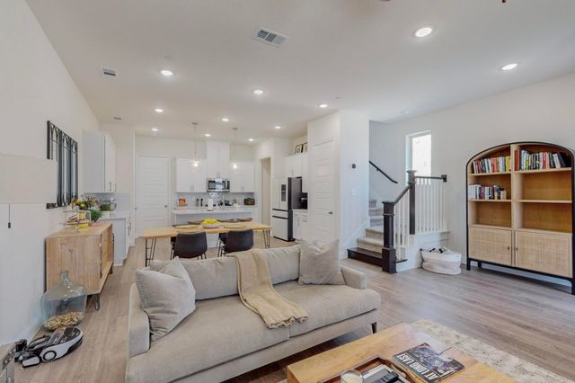 12977 Wymeth Drive, Farmers Branch, TX 75234