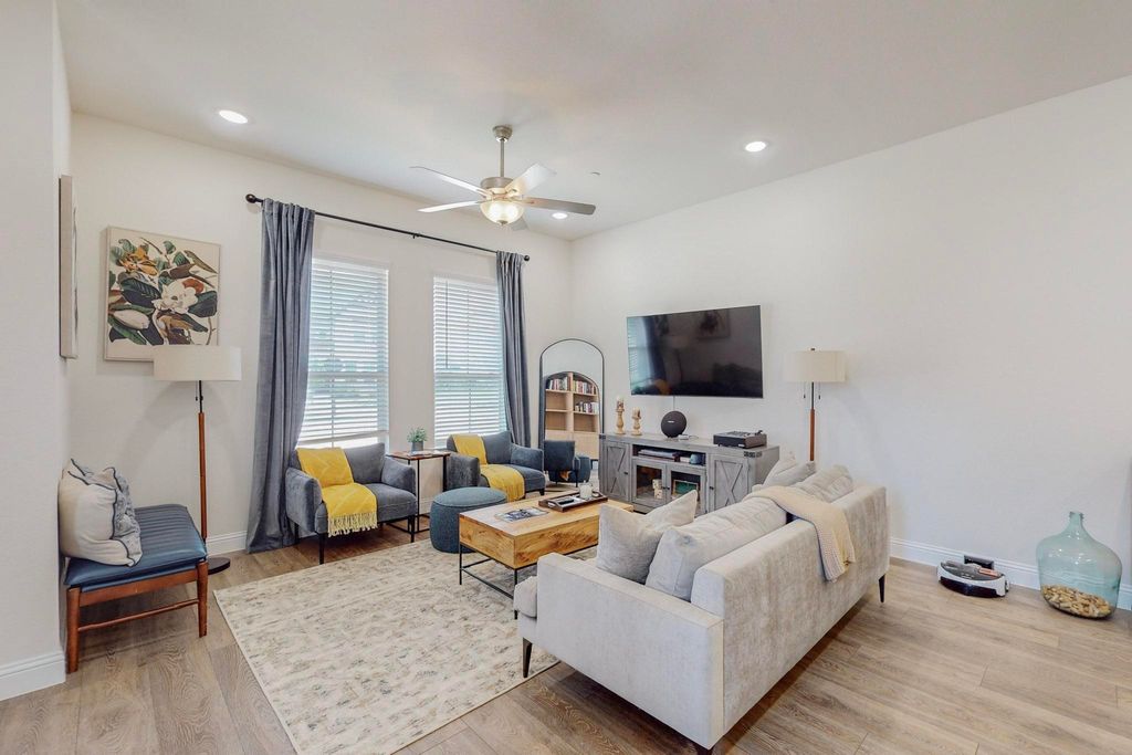 12977 Wymeth Drive, Farmers Branch, TX 75234 — photo 3