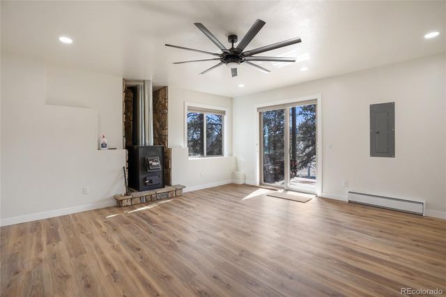 142 Hackamore Drive, Florissant, CO 80816