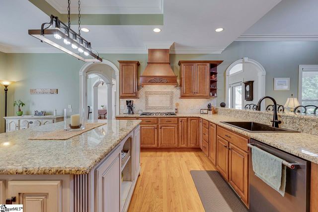 38 Shore Vista Lane, Greer, SC 29651