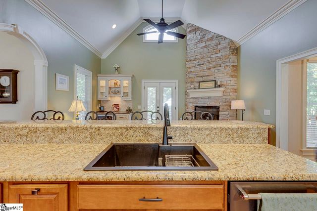 38 Shore Vista Lane, Greer, SC 29651