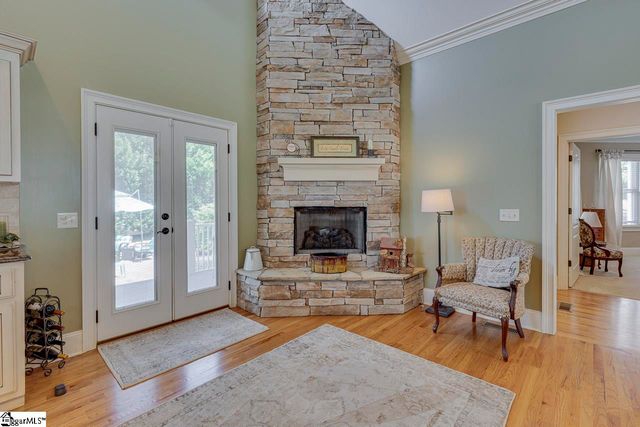 38 Shore Vista Lane, Greer, SC 29651