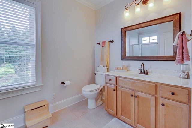 38 Shore Vista Lane, Greer, SC 29651