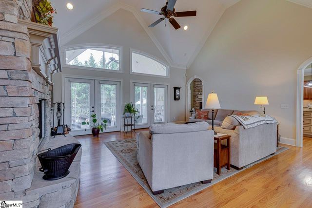 38 Shore Vista Lane, Greer, SC 29651