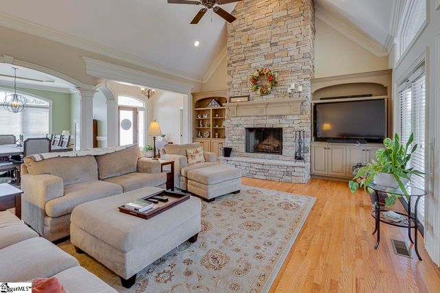 38 Shore Vista Lane, Greer, SC 29651