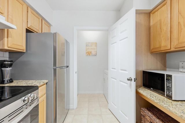 1000 VILLAGIO CIRCLE 106, Sarasota, FL 34237