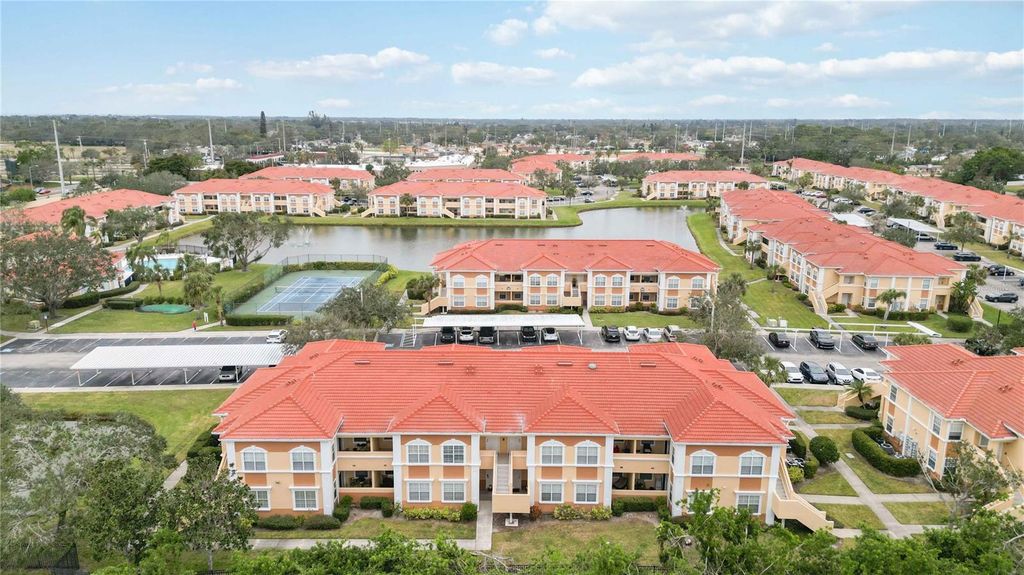 1000 VILLAGIO CIRCLE 106, Sarasota, FL 34237