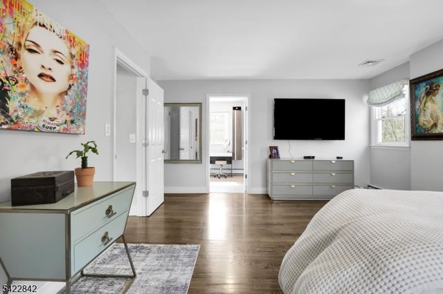 36 Coppergate Dr, Bernards Twp., NJ 07920