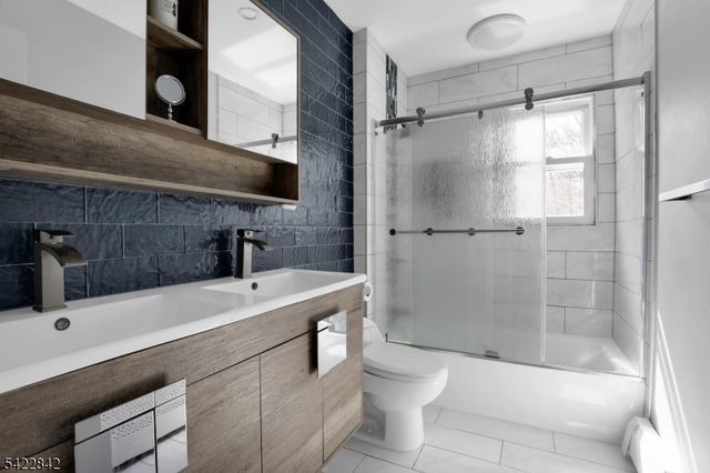 36 Coppergate Dr, Bernards Twp., NJ 07920