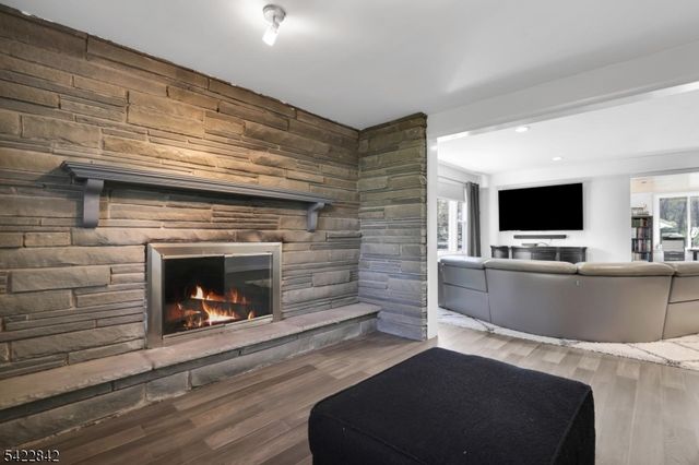 36 Coppergate Dr, Bernards Twp., NJ 07920