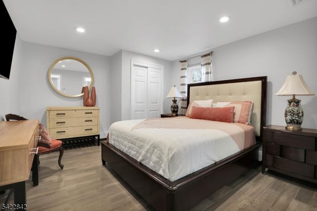 36 Coppergate Dr, Bernards Twp., NJ 07920