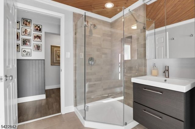 36 Coppergate Dr, Bernards Twp., NJ 07920