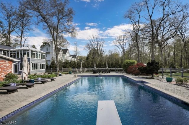 36 Coppergate Dr, Bernards Twp., NJ 07920