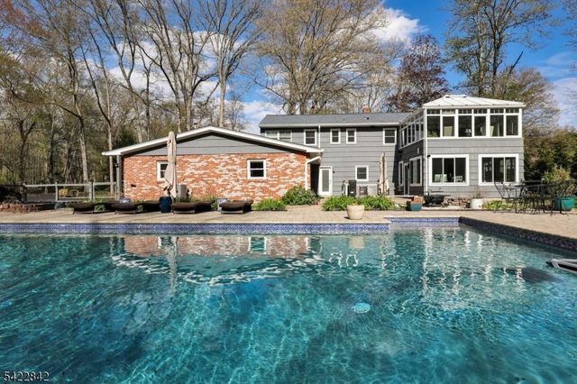 36 Coppergate Dr, Bernards Twp., NJ 07920