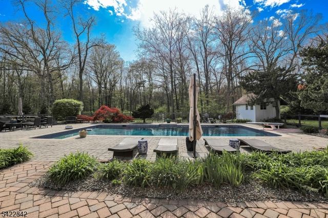 36 Coppergate Dr, Bernards Twp., NJ 07920