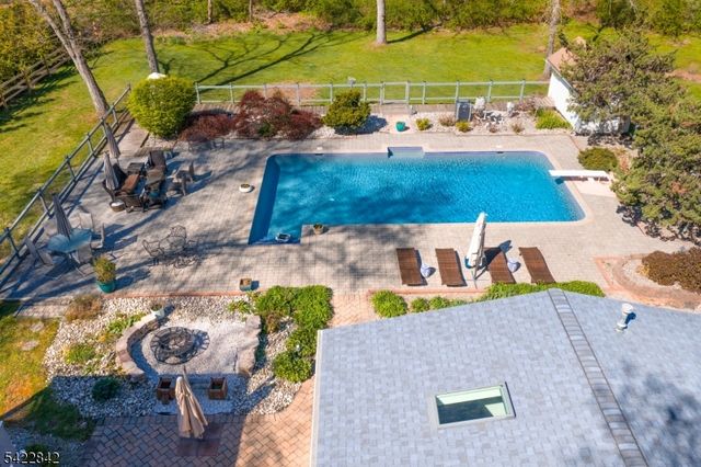 36 Coppergate Dr, Bernards Twp., NJ 07920