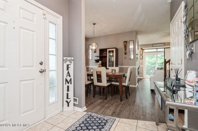 84 Annapolis Street, Tinton Falls, NJ 07712