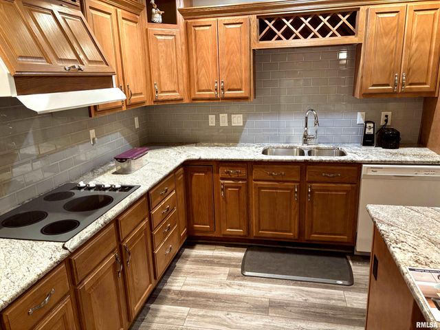 2800 Via Rosso St Unit 605, Springfield, IL 62703