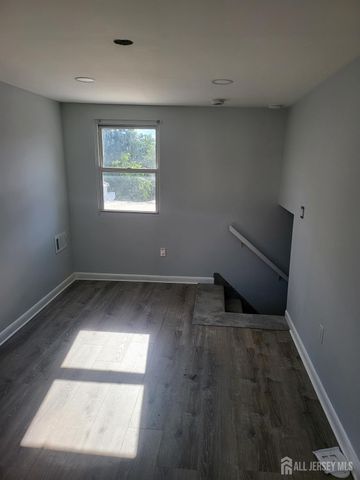 54 State Street, Perth Amboy, NJ 08861