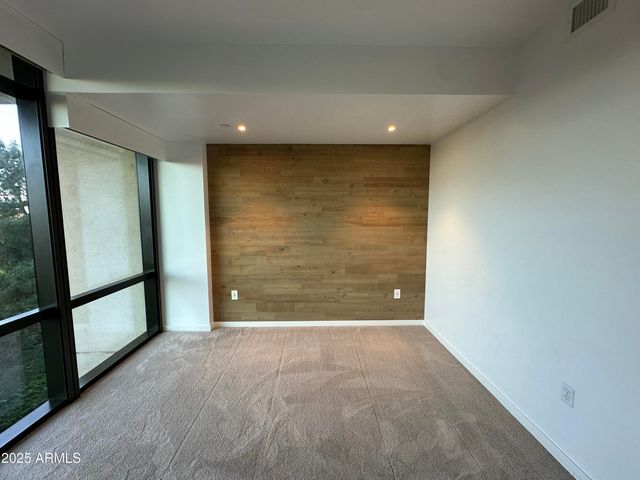 200 W PORTLAND Street 426, Phoenix, AZ 85003