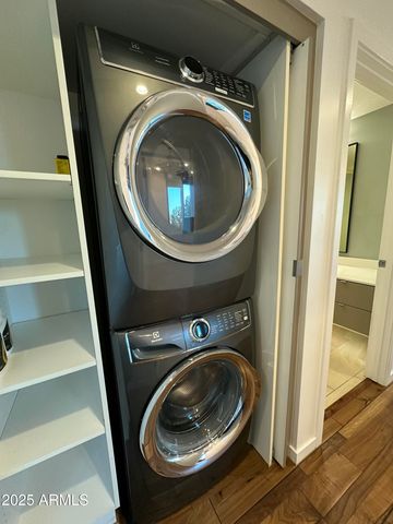 200 W PORTLAND Street 426, Phoenix, AZ 85003