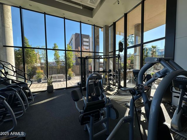 200 W PORTLAND Street 426, Phoenix, AZ 85003