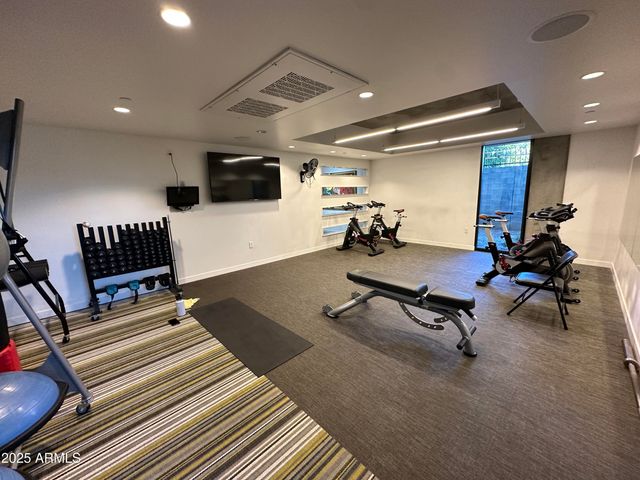 200 W PORTLAND Street 426, Phoenix, AZ 85003