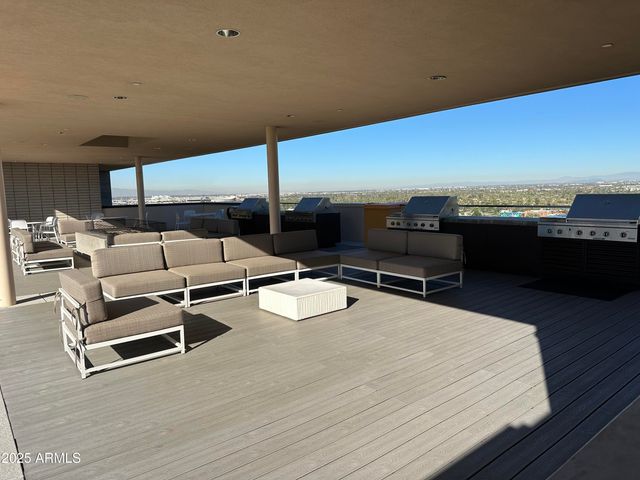 200 W PORTLAND Street 426, Phoenix, AZ 85003