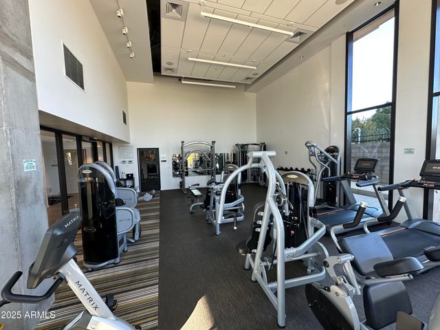 200 W PORTLAND Street 426, Phoenix, AZ 85003