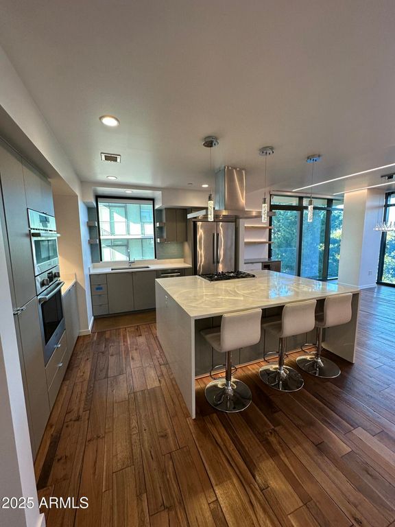 200 W PORTLAND Street 426, Phoenix, AZ 85003