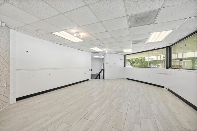 218 W Blum Street, Alvin, TX 77511
