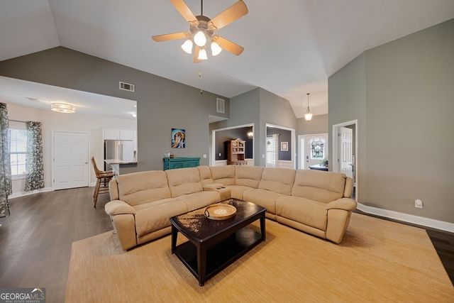 6050 Windsorcreek Drive, Douglasville, GA 30135