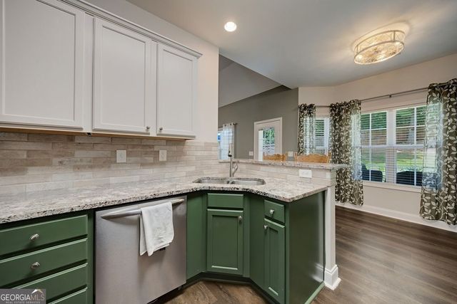6050 Windsorcreek Drive, Douglasville, GA 30135