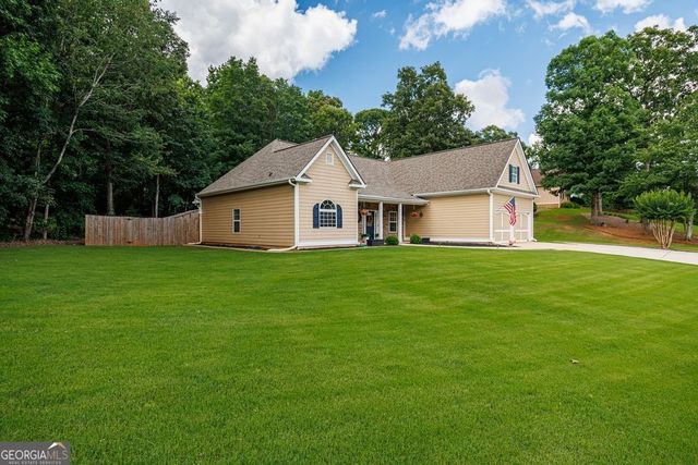 6050 Windsorcreek Drive, Douglasville, GA 30135