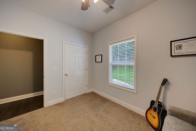 6050 Windsorcreek Drive, Douglasville, GA 30135