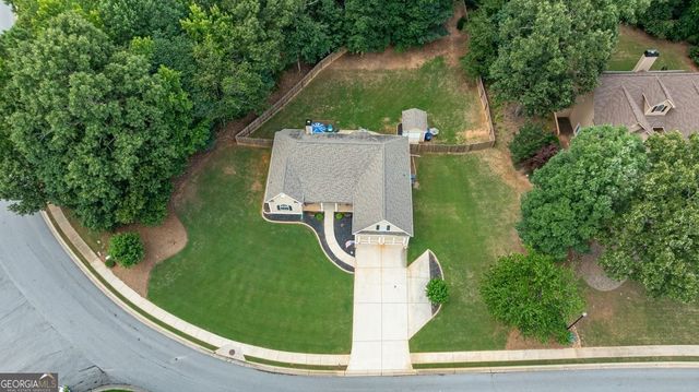 6050 Windsorcreek Drive, Douglasville, GA 30135