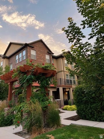 736 W KIRKBRIDE AVE, South Salt Lake, UT 84119