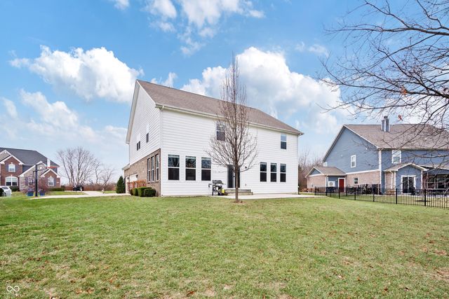 1065 Coral Springs Drive, Cicero, IN 46034