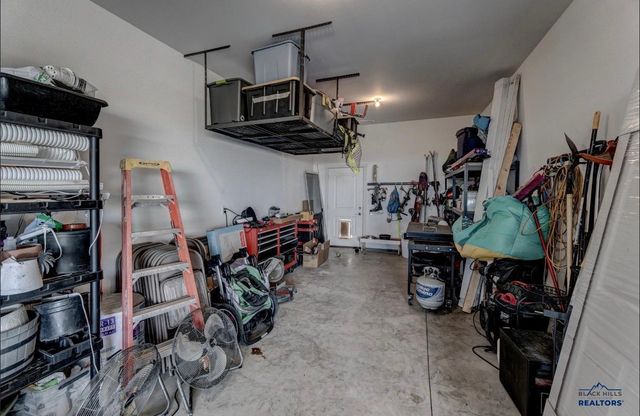 22933 GATEWAY DR, Box Elder, SD 57719